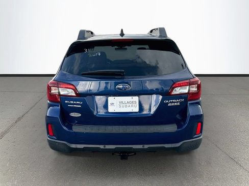 Used 2017 Subaru Outback 2.5i Limited AWD/4WD image 6