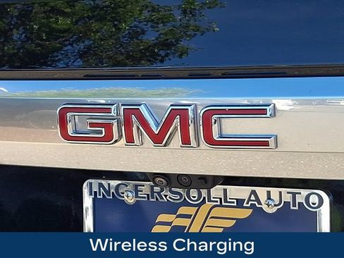 Used 2024 GMC Yukon XL Denali w/ Advanced Technology Package AWD/4WD image 38