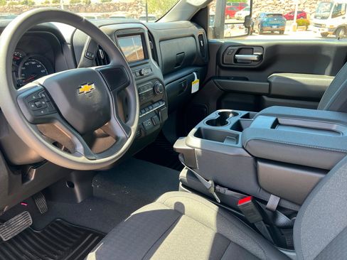 New 2026 Chevrolet Silverado 2500 Custom w/ Custom Value Package AWD/4WD image 16