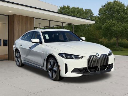 New 2026 BMW i4 eDrive40 w/ Premium Package image 6
