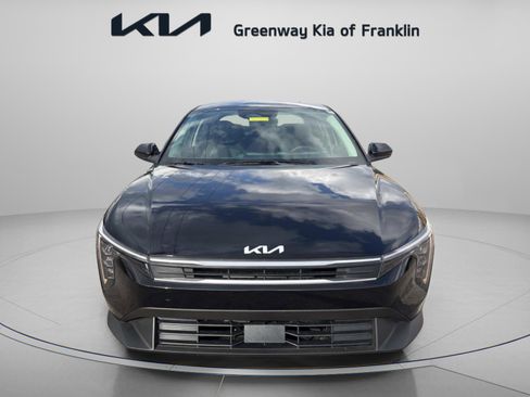 New 2025 Kia K4 LX image 2