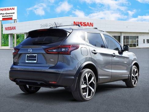 Certified 2022 Nissan Rogue Sport SL image 4