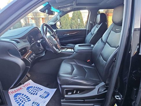 Used 2020 Cadillac Escalade ESV Premium Luxury w/ Escalade Sport Edition image 11