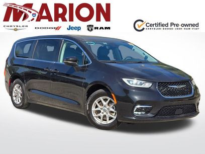 Used 2023 Chrysler Pacifica Touring-L