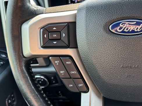 Certified 2022 Ford F350 Lariat w/ Black Appearance Package AWD/4WD image 32