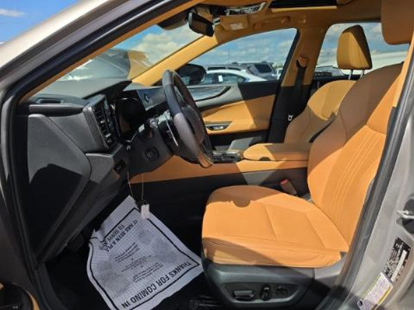 Used 2024 Lexus NX 250 FWD image 4