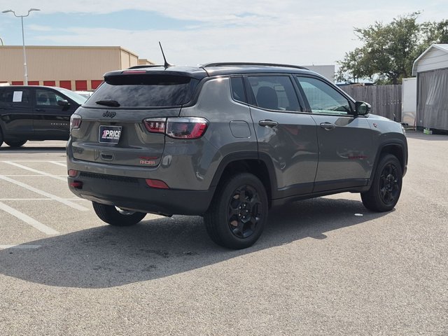 Used 2024 Jeep Compass Trailhawk AWD/4WD image 5