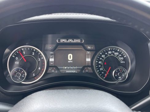 Used 2024 RAM 2500 Laramie AWD/4WD image 36