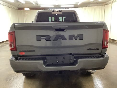New 2026 RAM 2500 Laramie AWD/4WD image 6