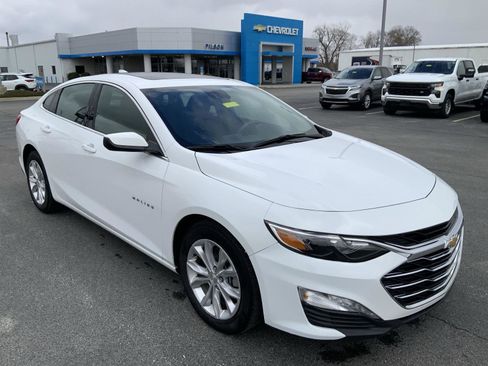 Used 2024 Chevrolet Malibu LT image 2