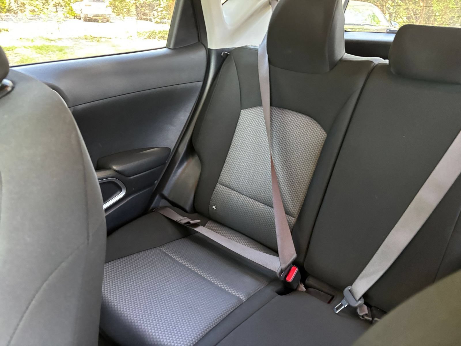 Used 2025 Kia Soul LX w/ LX Technology Package FWD image 36