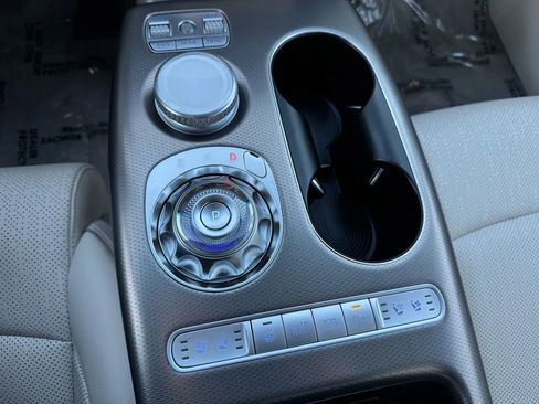 Used 2023 Genesis GV60 Advanced w/ Security Package image 38