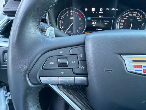 Used 2024 Cadillac XT6 Sport w/ LPO, ONYX Package AWD/4WD image 22