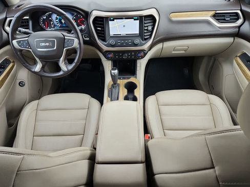 Used 2018 GMC Acadia Denali image 14
