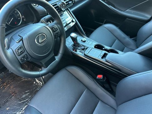 Certified 2025 Lexus IS 350 F Sport image 11