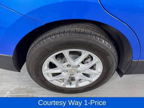Used 2024 Chevrolet Equinox LT FWD image 13