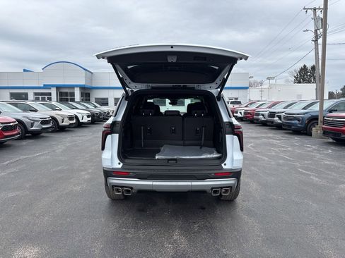 New 2026 Chevrolet Traverse Z71 w/ Driver Confidence Package image 6