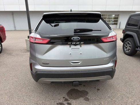 Certified 2022 Ford Edge SEL w/ Convenience Package AWD/4WD image 10