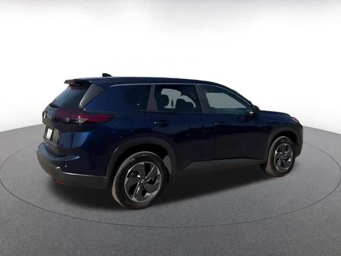 Used 2025 Nissan Rogue SV FWD image 14
