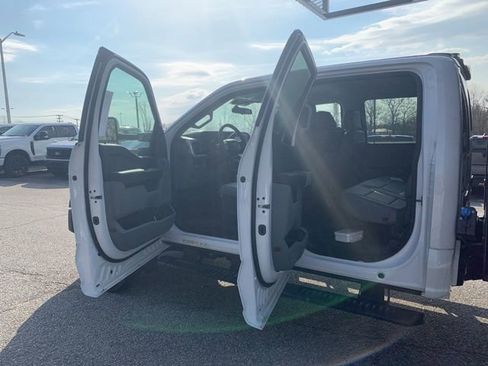 New 2024 Ford F550 XL image 16