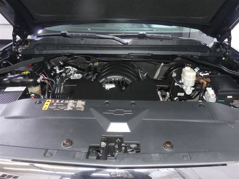 Used 2019 Chevrolet Silverado 1500 LT w/ All Star Edition image 13