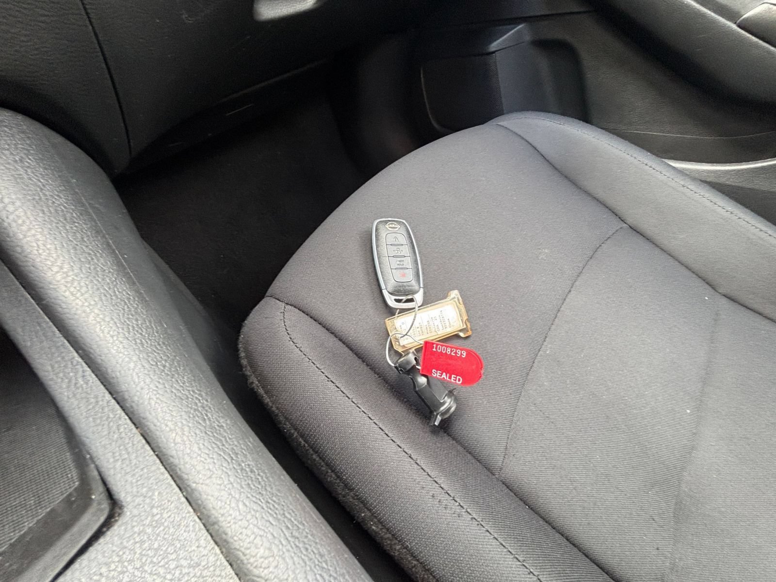 Used 2025 Nissan Sentra S FWD image 26