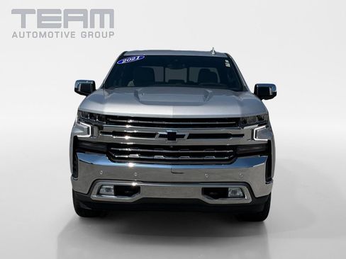 Used 2021 Chevrolet Silverado 1500 LTZ w/ Technology Package AWD/4WD image 2