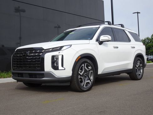 Used 2023 Hyundai Palisade SEL FWD image 31