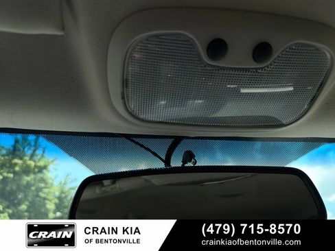 Used 2016 Jeep Compass Latitude FWD image 31