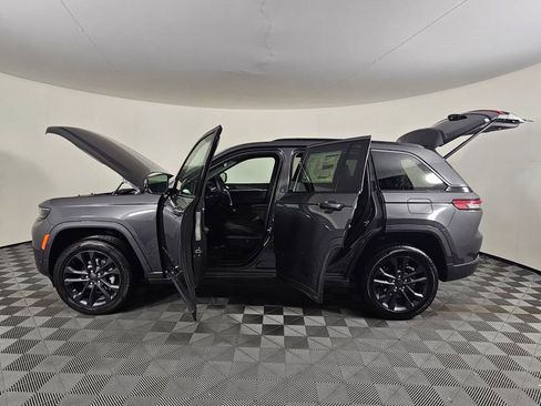 New 2026 Jeep Grand Cherokee Limited AWD/4WD image 17