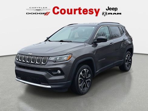 Certified 2022 Jeep Compass Limited AWD/4WD image 9