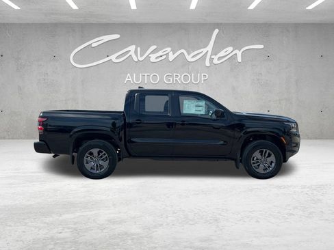 New 2026 Nissan Frontier SV w/ Tow Package AWD/4WD image 18