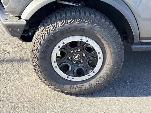 Used 2022 Ford Bronco Badlands AWD/4WD image 2