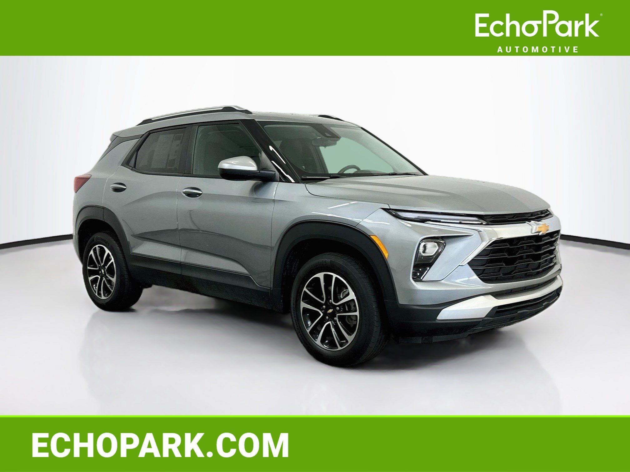 Used 2025 Chevrolet TrailBlazer LT AWD/4WD image 1