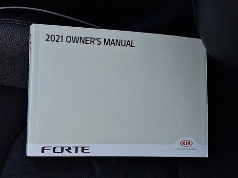 Used 2021 Kia Forte GT-Line image 26