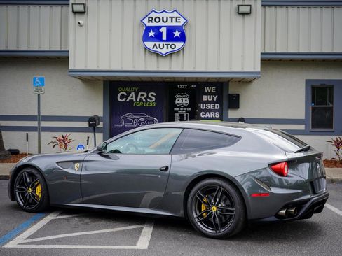 Used 2015 Ferrari FF image 3