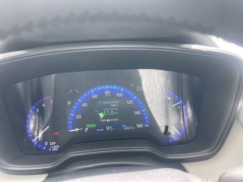 Used 2021 Toyota Corolla LE FWD image 9
