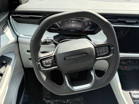 New 2026 Jeep Cherokee Overland AWD/4WD image 36