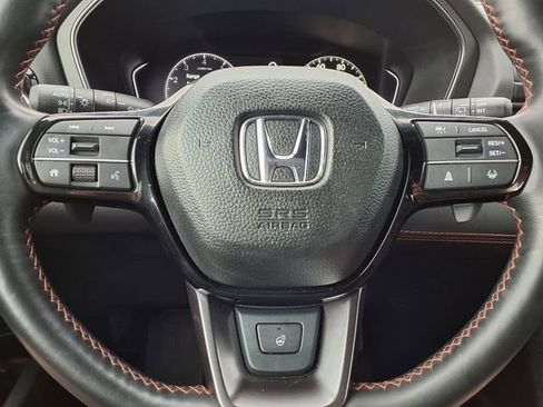 Used 2025 Honda Pilot TrailSport image 15