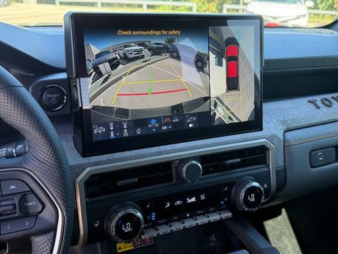 Used 2026 Toyota Tacoma 4x4 Double Cab Hybrid image 19
