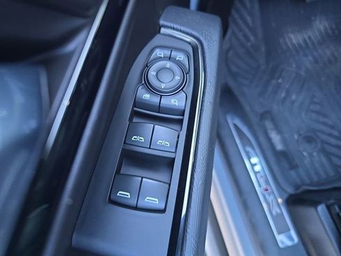 Certified 2024 GMC Sierra 1500 AT4X w/ AT4X AEV Edition image 16