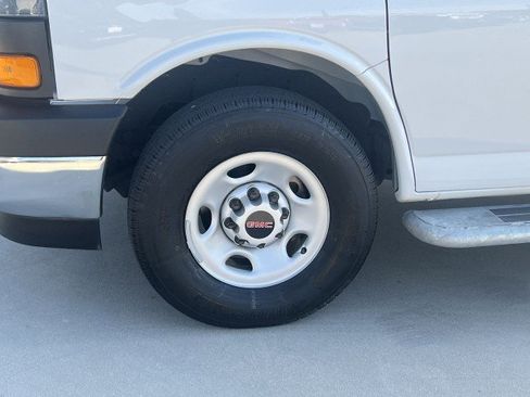 Used 2024 GMC Savana 2500 w/ Driver Convenience Package image 29