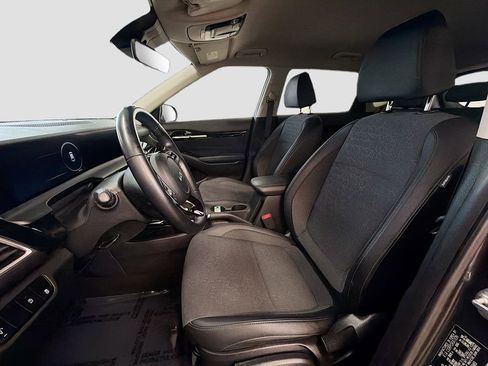 Used 2024 Kia Seltos S FWD image 22
