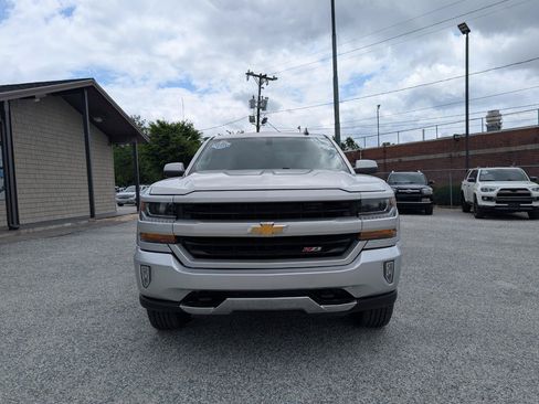 Used 2018 Chevrolet Silverado 1500 LT w/ Texas Edition AWD/4WD image 2