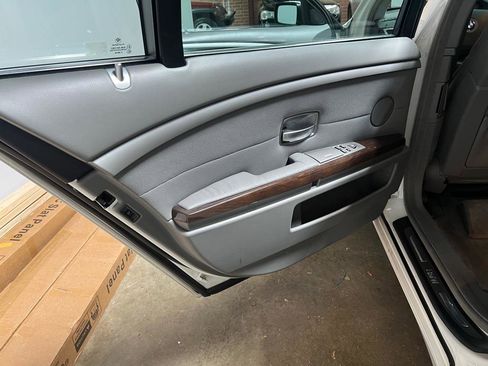 Used 2004 BMW 745Li RWD image 28