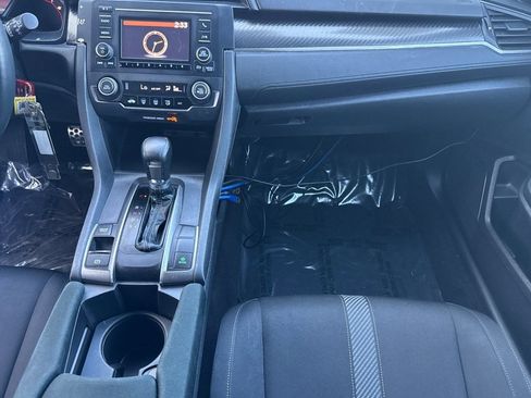 Used 2019 Honda Civic Sport image 29
