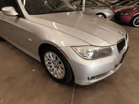 Used 2009 BMW 328i xDrive 328i xDrive Sedan 4D image 9