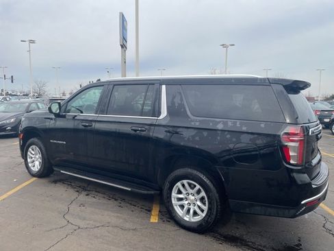 Certified 2024 Chevrolet Suburban LT image 4