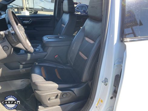 Certified 2022 GMC Sierra 1500 AT4 w/ AT4 Premium Package image 38