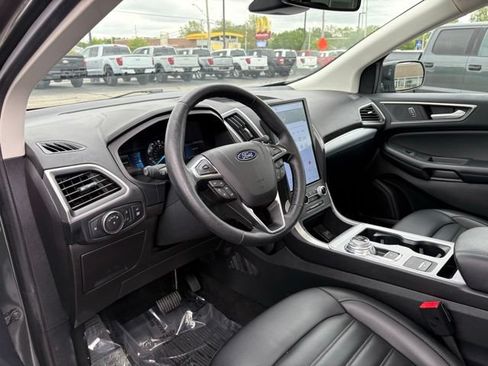 Used 2022 Ford Edge SEL w/ Convenience Package AWD/4WD image 18